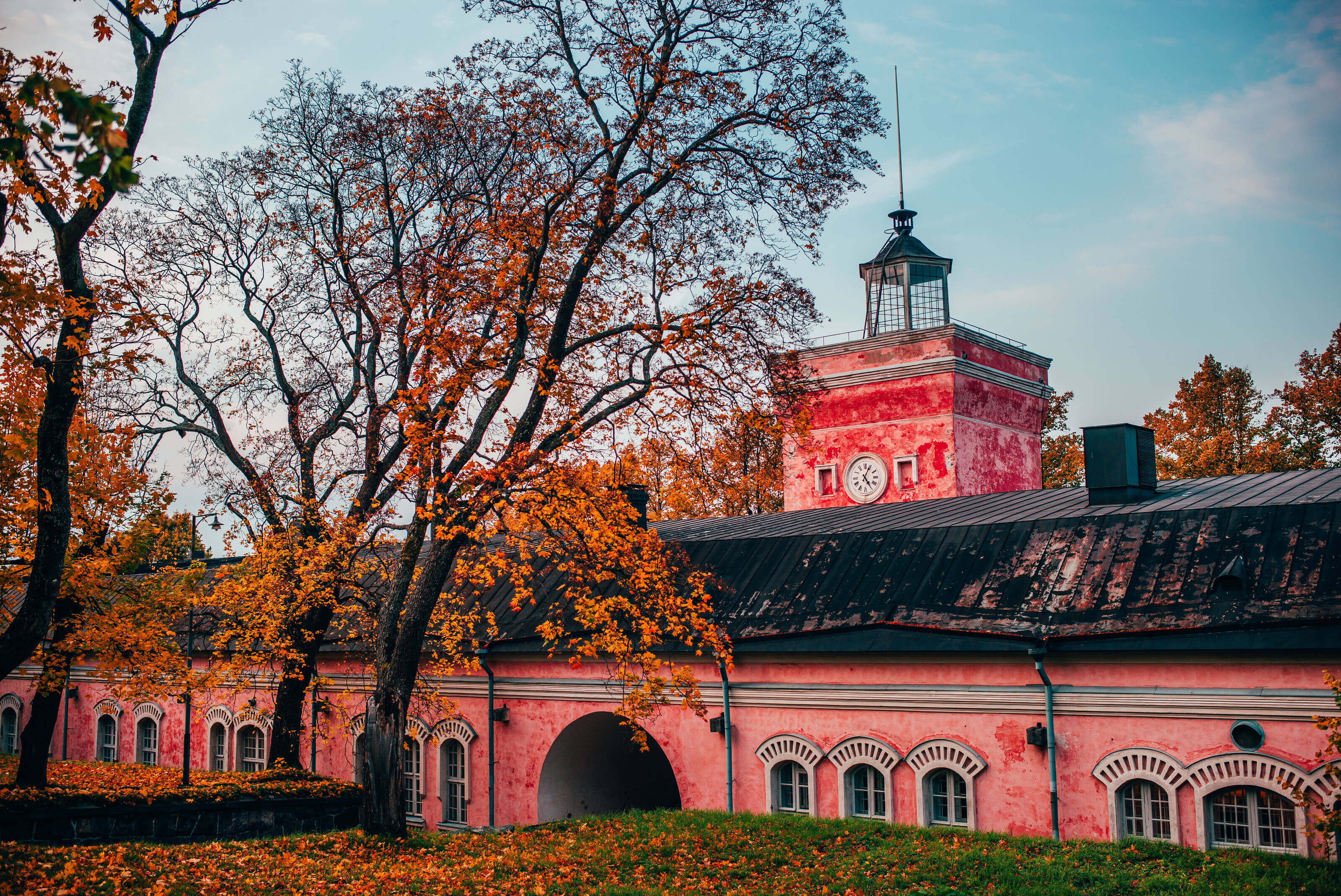 A pink coloured wall in the Suomenlinna fortress in Helsinki, Finland